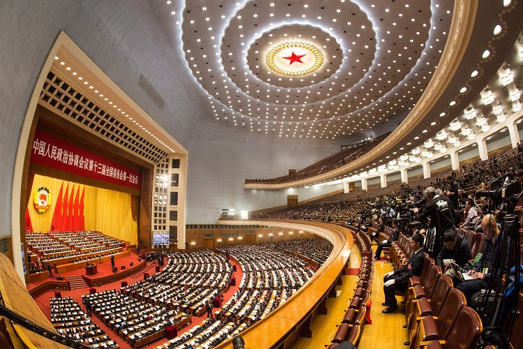 “十五五”開局之年 兩會熱議安責(zé)險｜本地EHS機(jī)構(gòu)的發(fā)展密碼，藏在這份共贏方案里